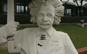 Einstein, el rey de los distraídos